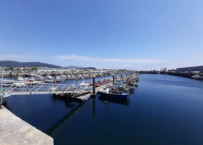 Casas Da Brixida. Primeiro Cangas do Morrazo